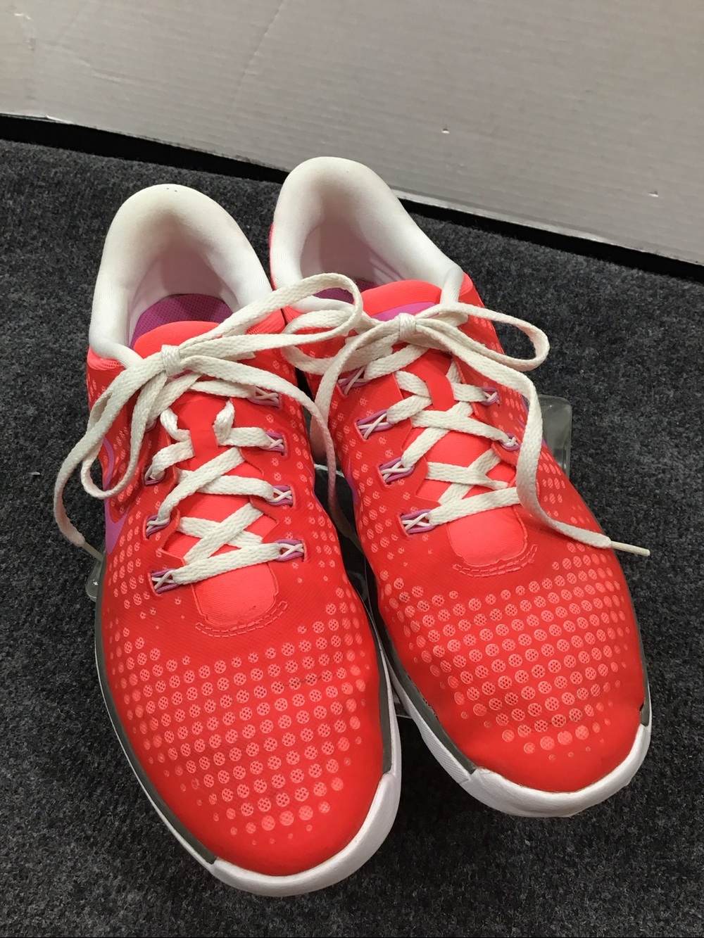 Nike pinkish red Lunar Empress golf Shoes with lavender Swoosh 8.5